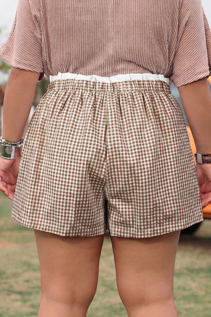 Green Contrast Trim Plaid Print Plus Size Shorts