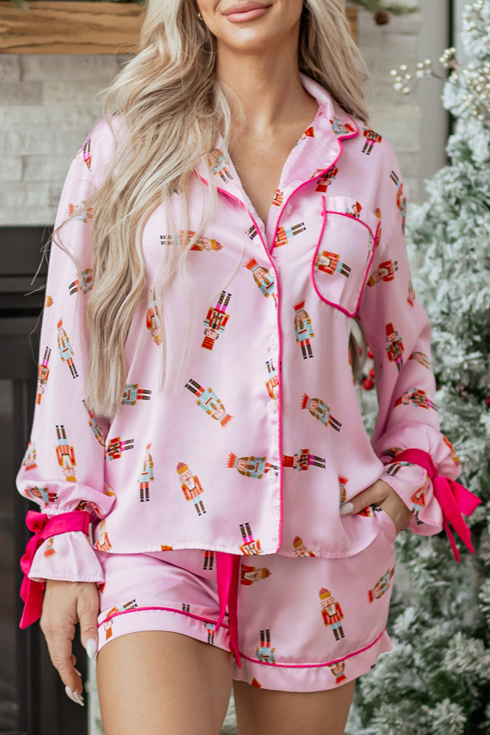 Beige Nutcracker Print Contrast Trim Tied up Bow Silky 2pcs Pajama Set