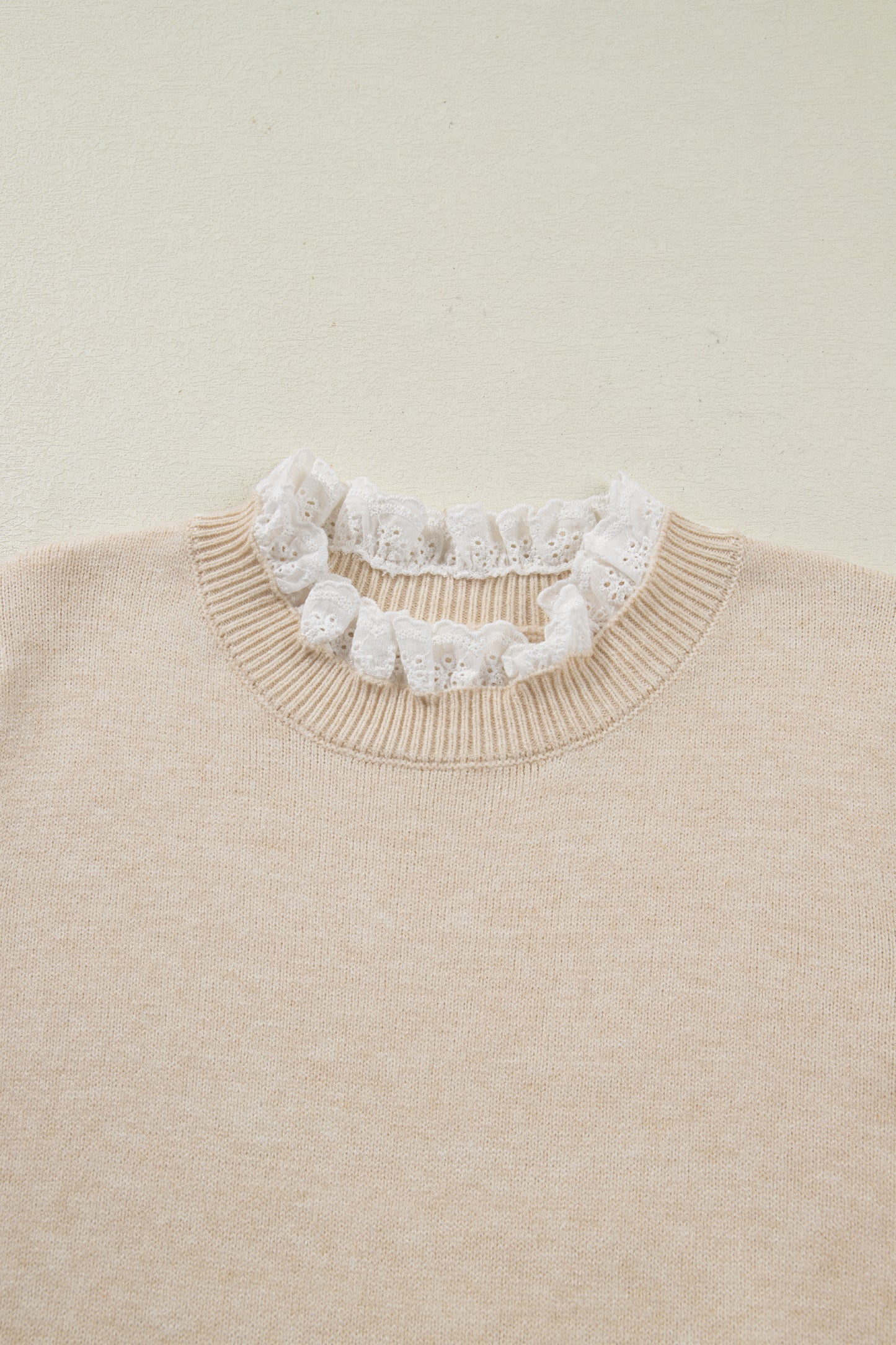 Jet Stream Lace Trim Patchwork Buttoned Cuffs Loose Sweater