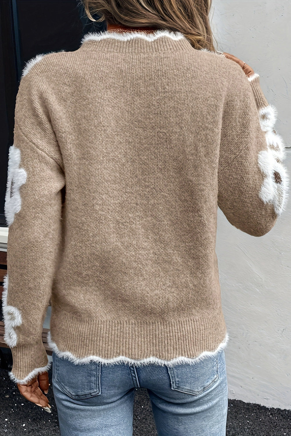 Seagrass Plush Flower Pattern Scalloped Trim V Neck Sweater