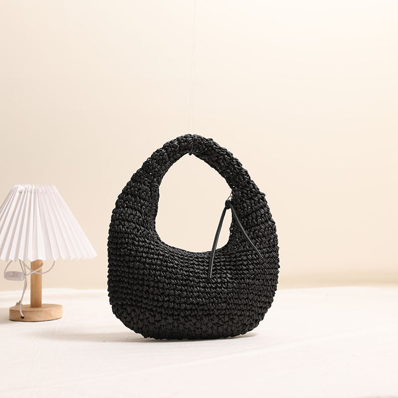 Moon Tassel Black